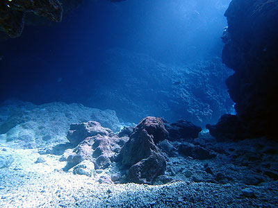 中の島チャネル　宮古島ダイビング　カラカラ先生